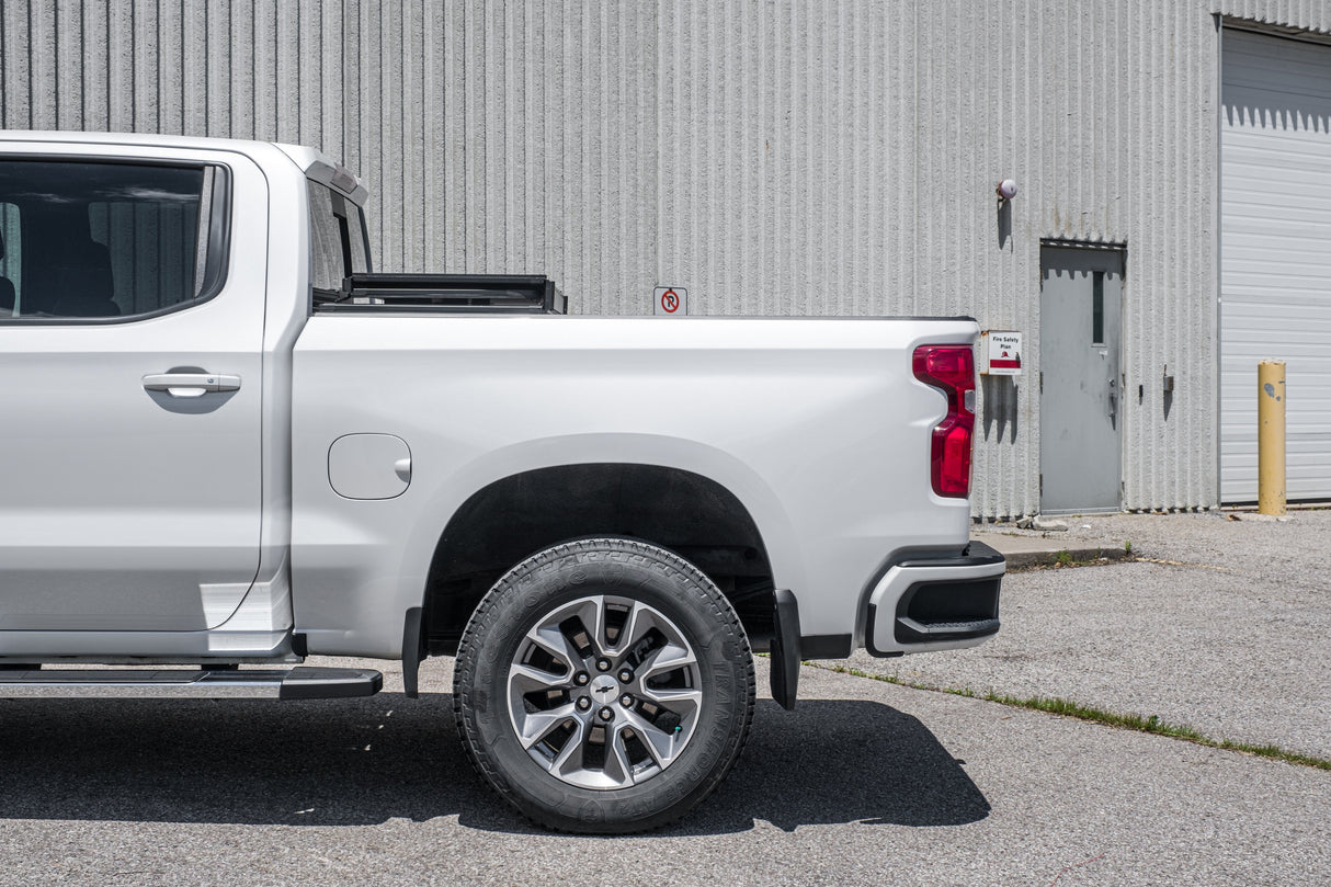 U-Guard Hard Tri Fold Tonneau Cover (Toyota Tundra 2022-2025 5'7" Bed)